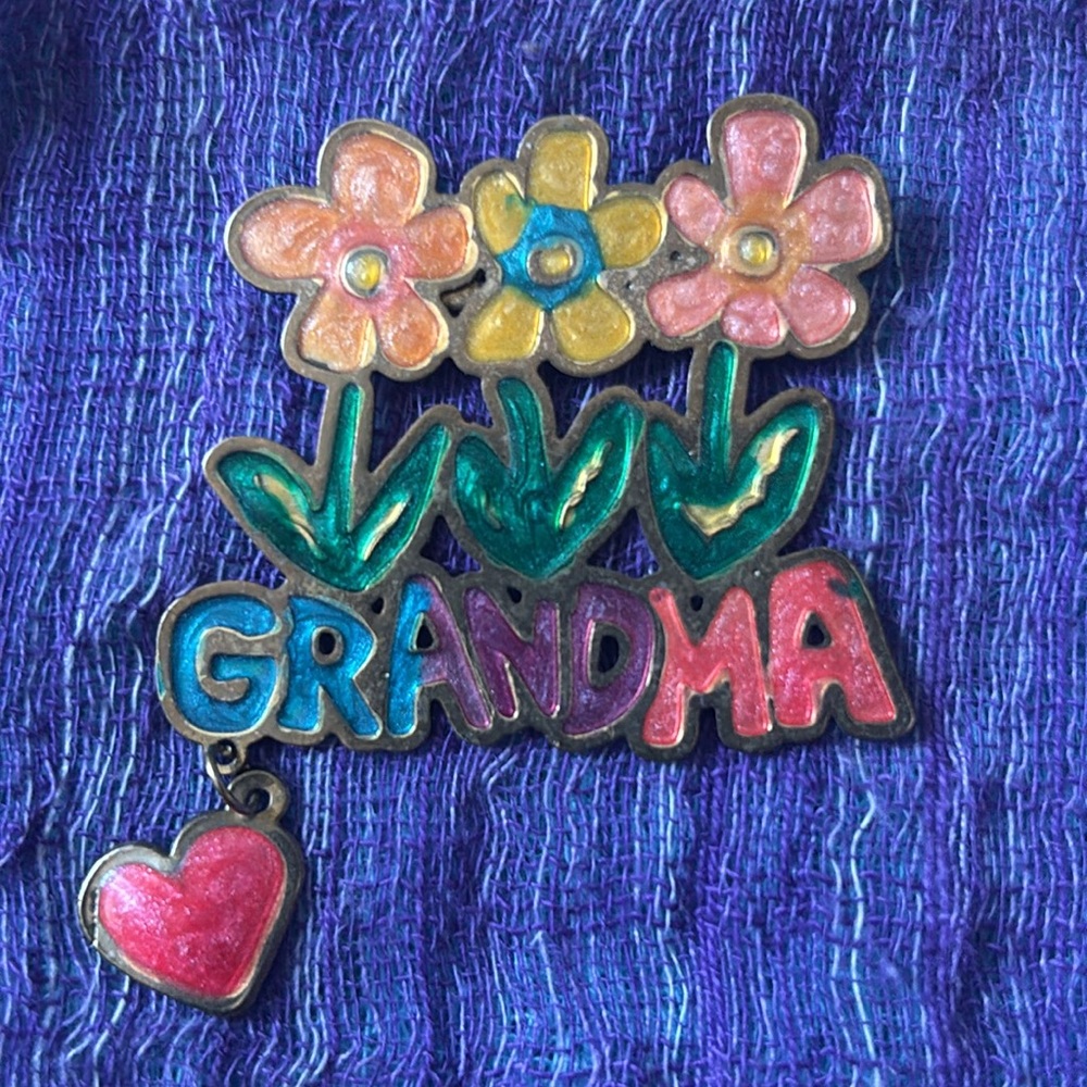 Colorful Vintage Enamel Grandma Dangle Brooch Pin Heart Charm Flowers Two Hands